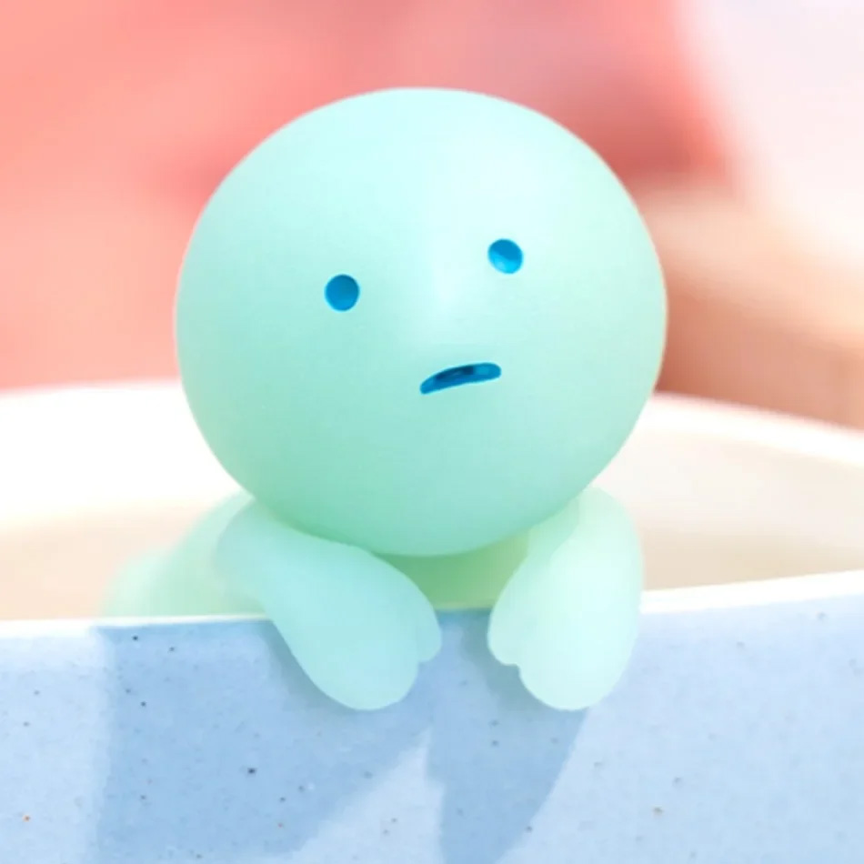 Glow In The Dark Mini Figure S - Yoga In Fitness First 리뷰 및 가격